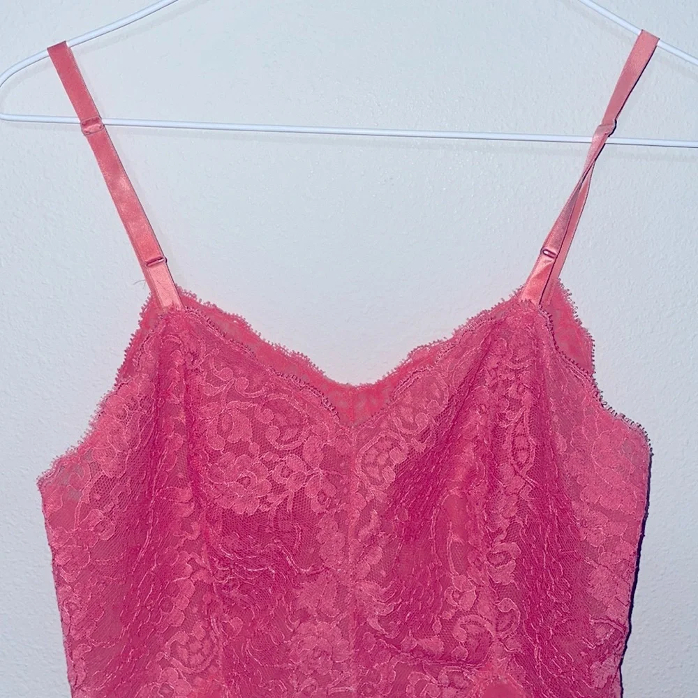 Pink lace cami - Picture 2 of 4